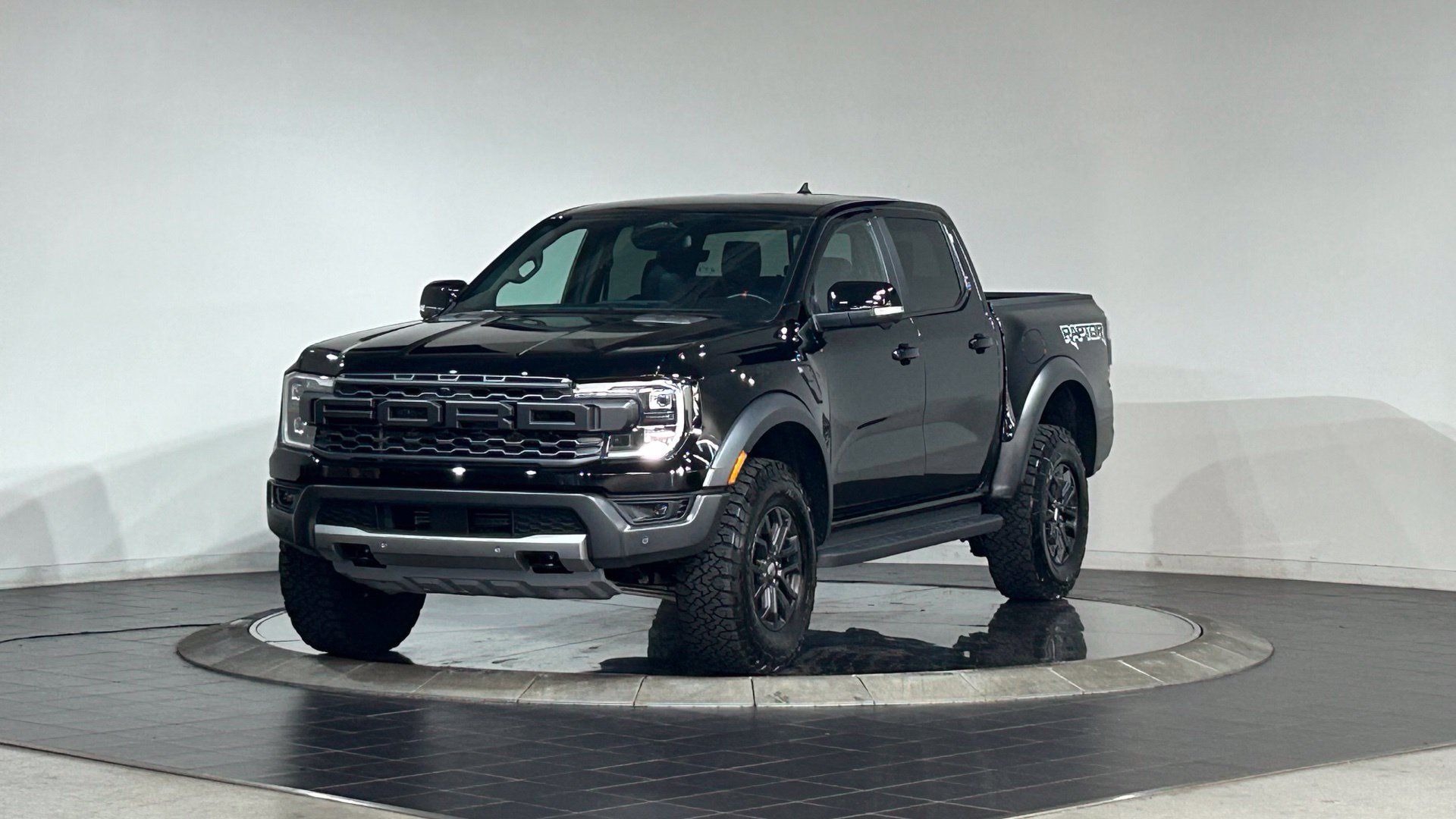 Used 2025 Ford Ranger Raptor AWD/4WD image 5