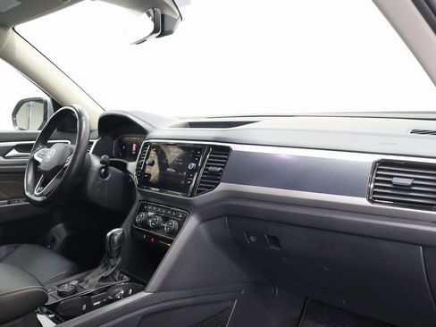 Used 2022 Volkswagen Atlas SEL R-Line image 23