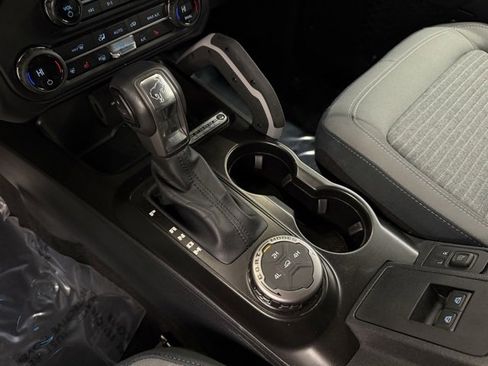 Used 2023 Ford Bronco Outer Banks image 15