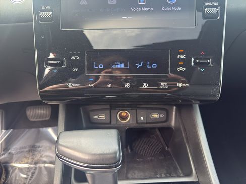 Used 2022 Hyundai Santa Cruz SEL Premium AWD/4WD image 40