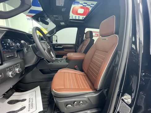New 2026 GMC Sierra 2500 Denali Ultimate AWD/4WD image 22