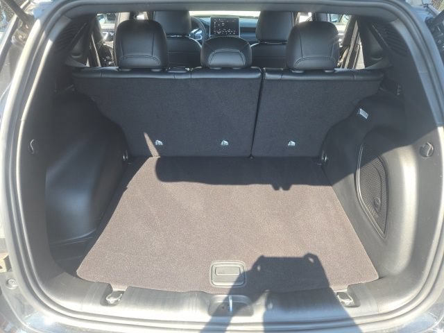 Used 2025 Jeep Compass Limited w/ Sun & Sound Group AWD/4WD image 36