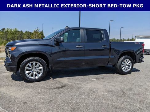 Used 2023 Chevrolet Silverado 1500 Custom image 5