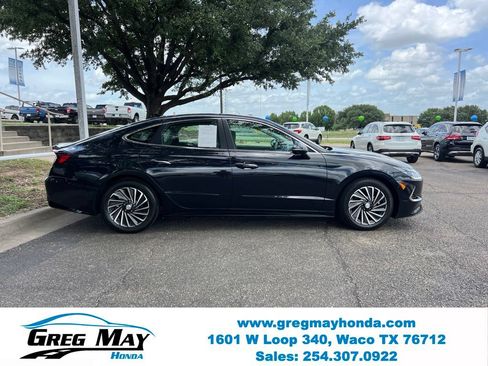 Used 2023 Hyundai Sonata Limited FWD image 8