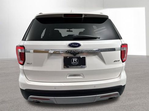 Used 2017 Ford Explorer XLT AWD/4WD image 31