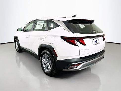 New 2026 Hyundai Tucson SE image 7