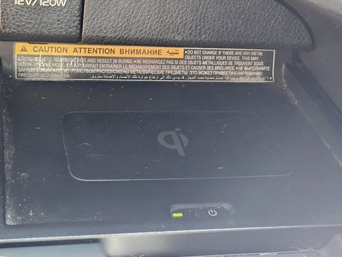 Used 2020 Toyota Camry XSE image 10