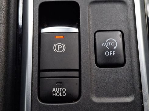 Used 2023 Nissan Pathfinder SL w/ SL Premium Package AWD/4WD image 23
