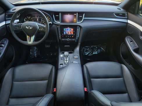 Used 2021 INFINITI QX50 Luxe w/ Appearance Package image 11