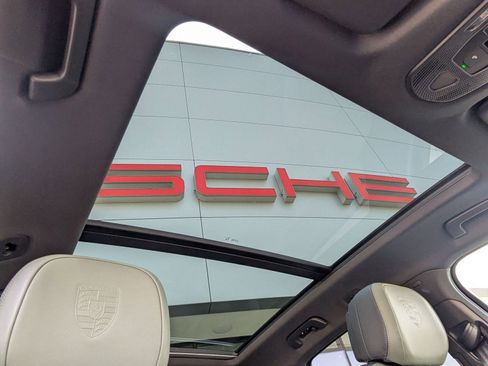 New 2026 Porsche Cayenne image 26