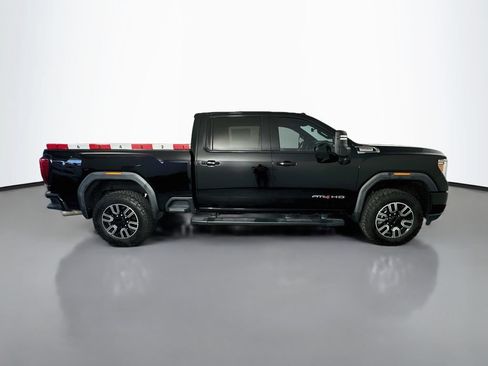 Used 2020 GMC Sierra 2500 AT4 w/ AT4 Premium Package AWD/4WD image 8