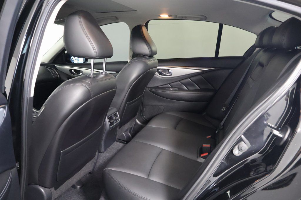 Used 2020 INFINITI Q50 Luxe RWD image 11