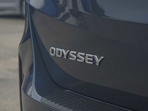 Certified 2026 Honda Odyssey EX-L image 8