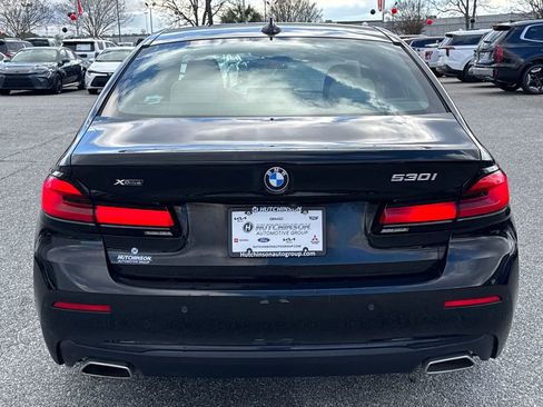Used 2023 BMW 530i xDrive w/ Premium Package image 4