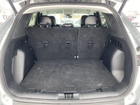 Used 2024 Ford Escape SE image 5