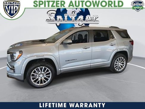 New 2026 GMC Terrain Denali w/ LPO, Black Badging Package image 6