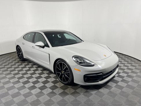 Certified 2023 Porsche Panamera Platinum Edition RWD image 9