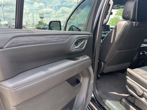 Used 2021 GMC Yukon XL SLT w/ SLT Premium Package AWD/4WD image 32