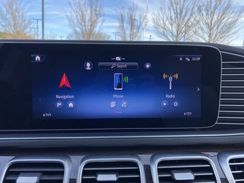 Used 2024 Mercedes-Benz GLE 350 4MATIC image 27