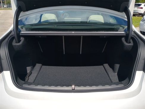 New 2026 BMW 330i Sedan w/ M Sport Package image 13