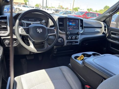 Used 2024 RAM 2500 Big Horn AWD/4WD image 15