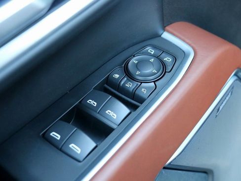 Used 2025 GMC Sierra 2500 Denali Ultimate image 22