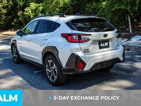 Used 2025 Subaru Crosstrek 2.5i Premium AWD/4WD image 3