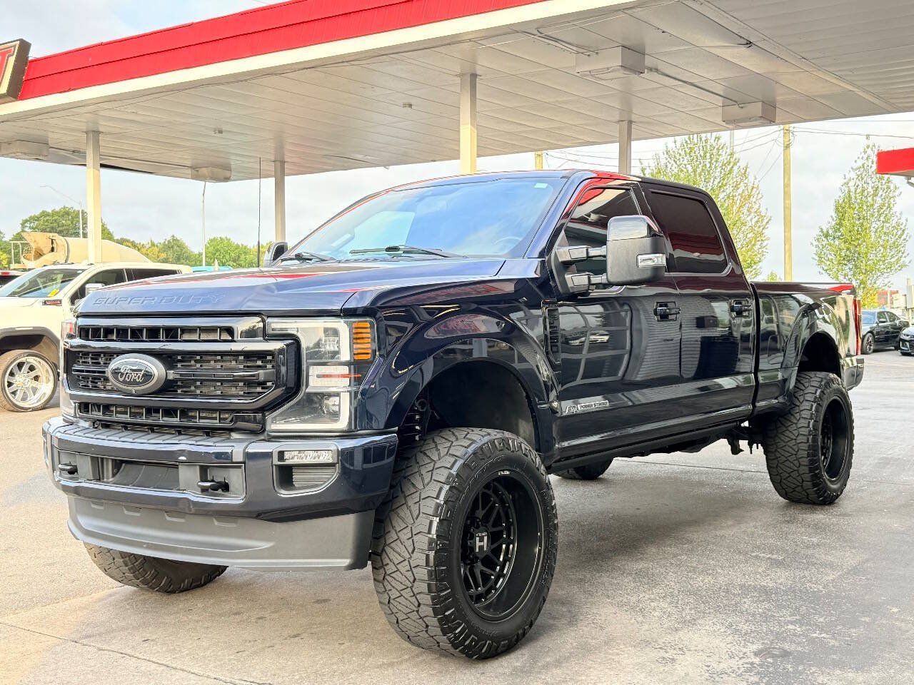 Used 2022 Ford F250 Lariat w/ Lariat Ultimate Package AWD/4WD image 6