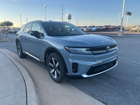 Used 2024 Honda Prologue Touring image 1