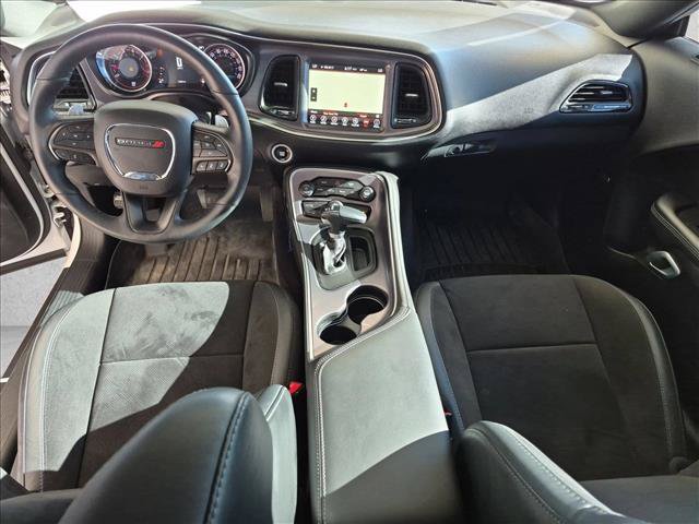 Used 2017 Dodge Challenger R/T Scat Pack RWD image 19