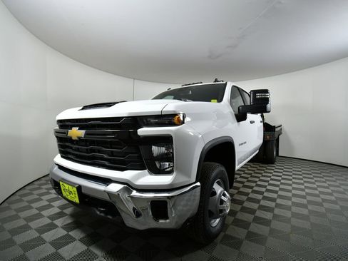 New 2026 Chevrolet Silverado 3500 W/T w/ WT Convenience Package image 6