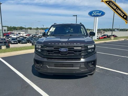 Used 2025 Ford Expedition Max Active RWD image 15