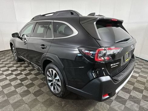 Used 2024 Subaru Outback Limited XT AWD/4WD image 4