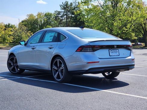 Used 2024 Honda Accord Sport image 13