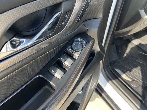 Used 2023 Chevrolet Traverse Premier w/ Redline Edition image 14