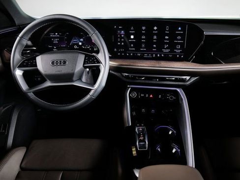 Certified 2025 Audi Q5 Premium w/ Premium Plus AWD/4WD image 12