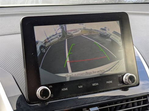 Used 2024 Mitsubishi Eclipse Cross SE image 24