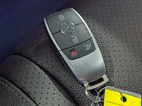 Used 2020 Mercedes-Benz GLE 350 w/ 3rd Row Seat Package image 24