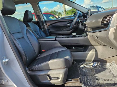 Used 2022 Nissan Rogue SL w/ SL Premium Package image 36