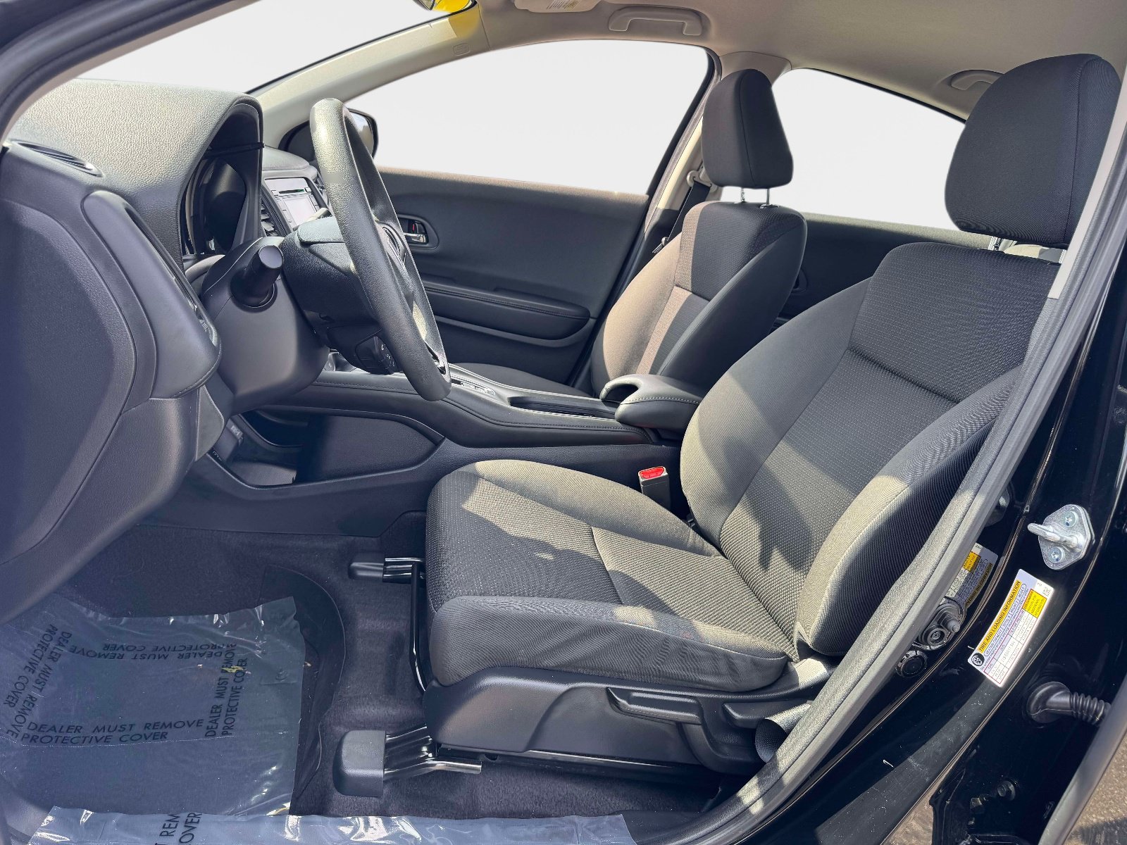 Used 2022 Honda HR-V LX image 14