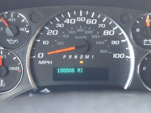 Used 2015 GMC Savana 3500 image 22