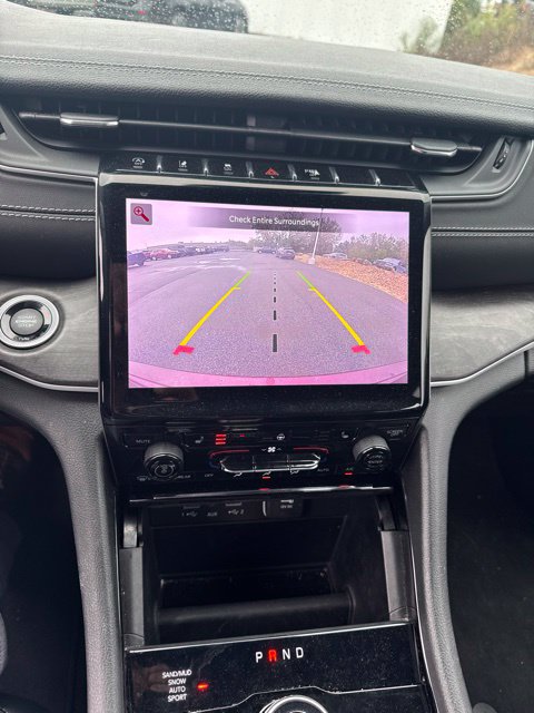 Used 2023 Jeep Grand Cherokee Limited AWD/4WD image 17