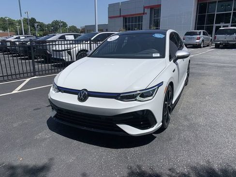 Used 2022 Volkswagen Golf R AWD/4WD image 4