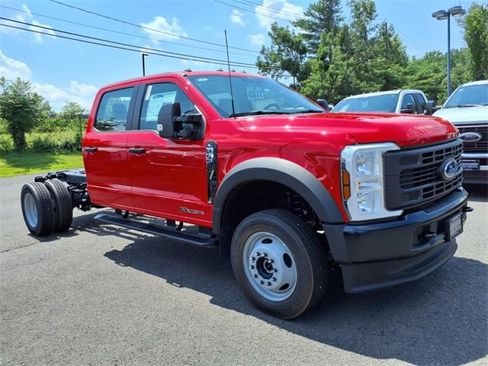 New 2025 Ford F550 4x4 Crew Cab image 1
