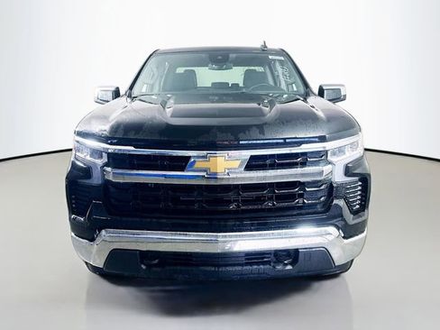 New 2026 Chevrolet Silverado 1500 LT image 3