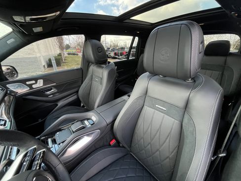 Used 2026 Mercedes-Benz GLS 63 AMG AMG w/ 23 INCH WHEELS, CARBON image 28