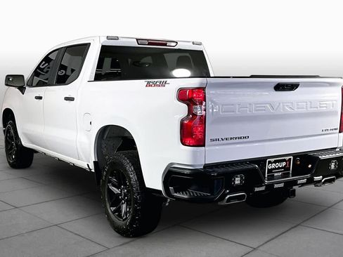 Used 2025 Chevrolet Silverado 1500 Custom Trail Boss AWD/4WD image 12
