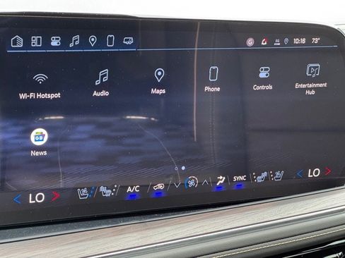 New 2025 Chevrolet Suburban Premier image 21