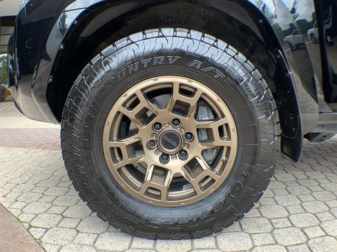 Used 2023 Toyota 4Runner 40th Anniversary SE AWD/4WD image 10