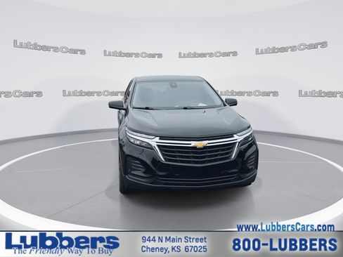 Used 2024 Chevrolet Equinox LS w/ LS Convenience Package FWD image 3